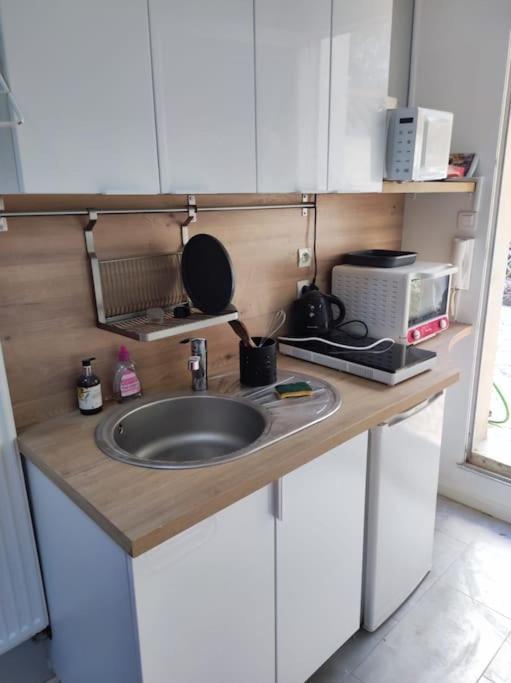 Garibaldi Mini-Maison Jardin Apartment Saint-Ouen  Ngoại thất bức ảnh